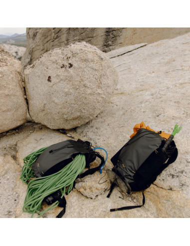 Peak Design Outdoor Backpack 25L Black