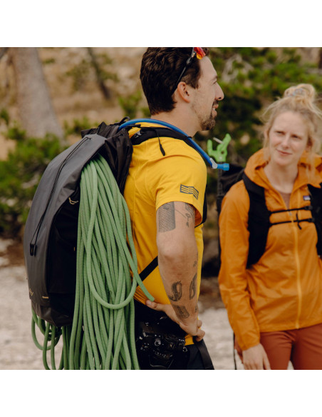 Peak Design Outdoor Backpack 45L Black