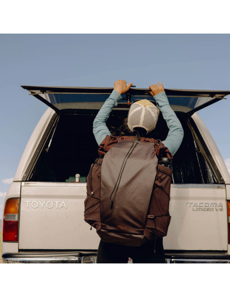 Peak Design Outdoor Backpack 45L Eclipse