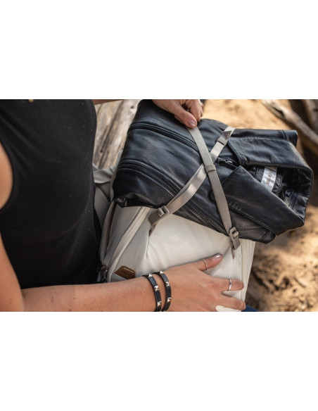 PEAK DESIGN Everyday Backpack 15L Zip - Bone