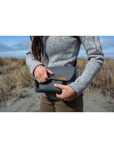 Peak Design Field Pouch Charcoal v2 -...