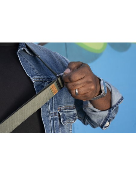 Pasek na szyję lub ramię SLIDE LITE SAGE v3 szarozielony do lekkich aparatów